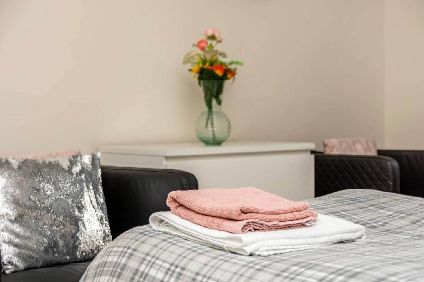 Apartment Comfy Base