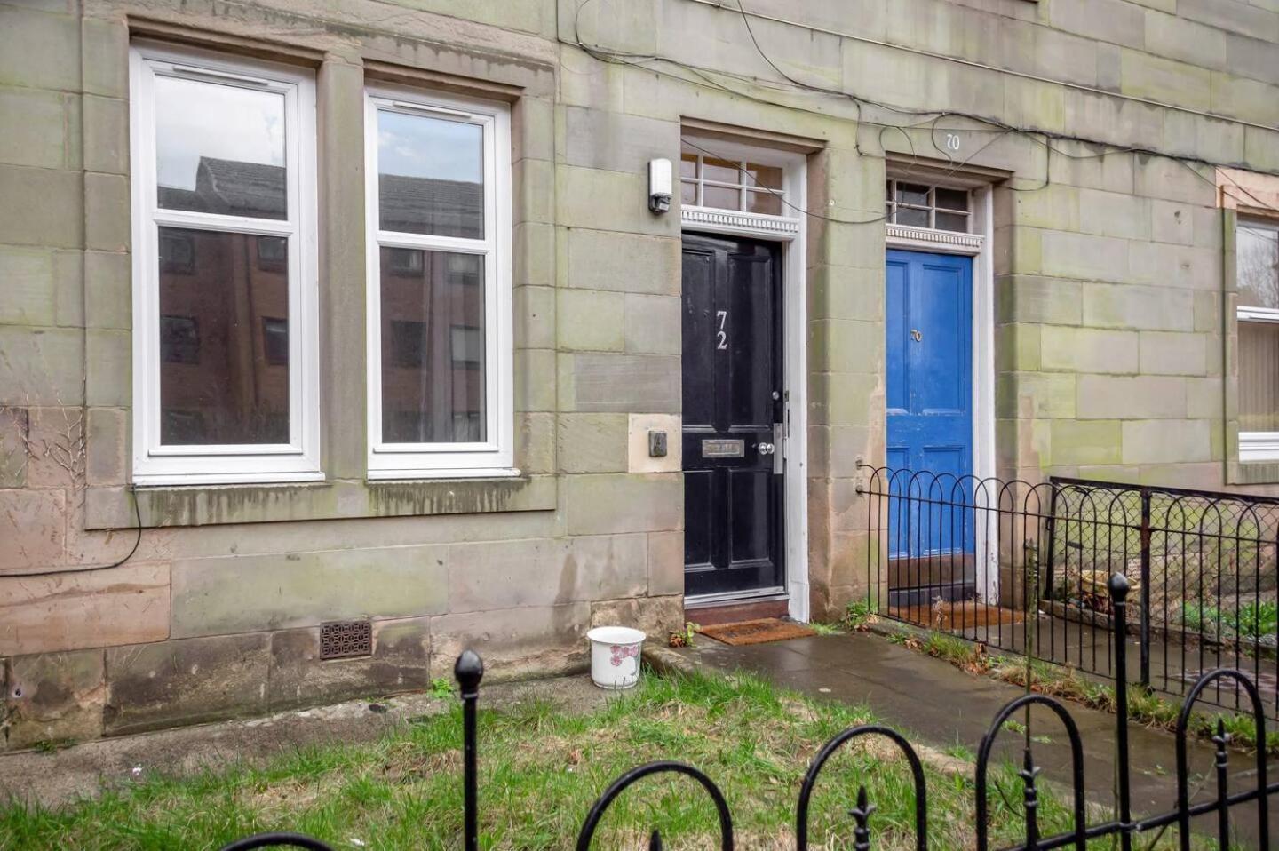 Comfy Base * Edinburgh
